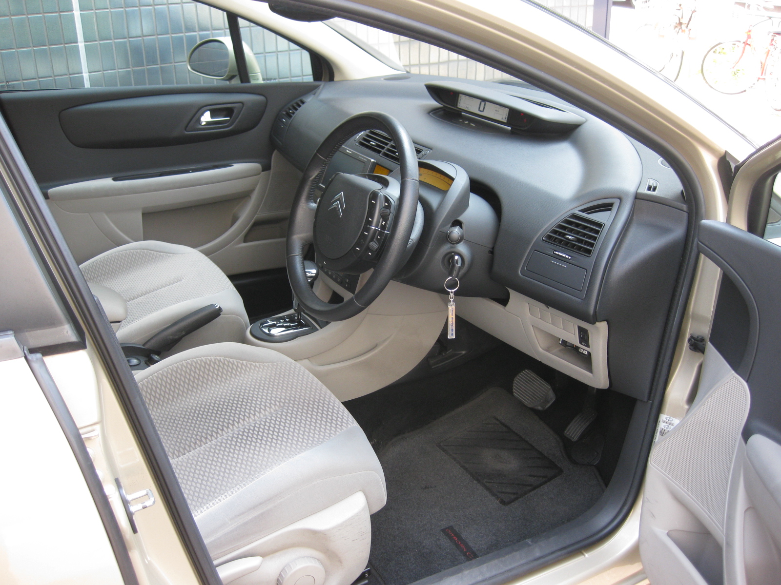 中古車入庫です！