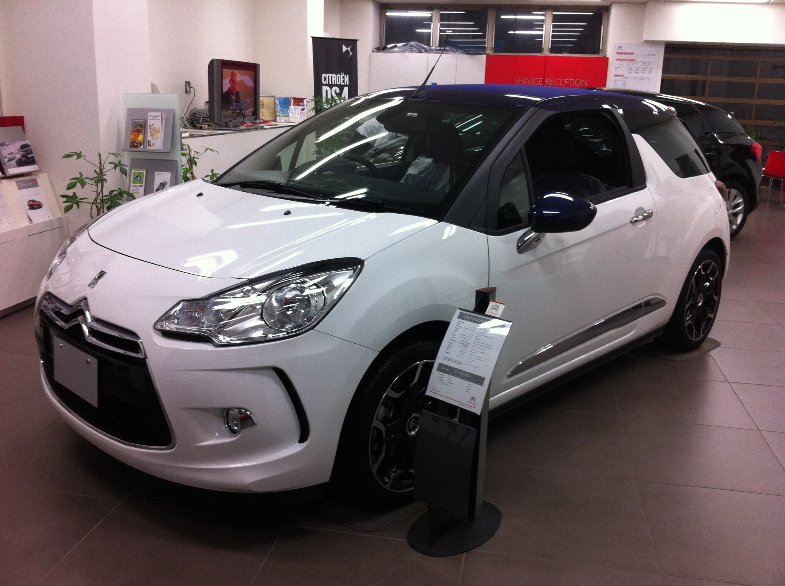 DS3　CABRIO　登場！！