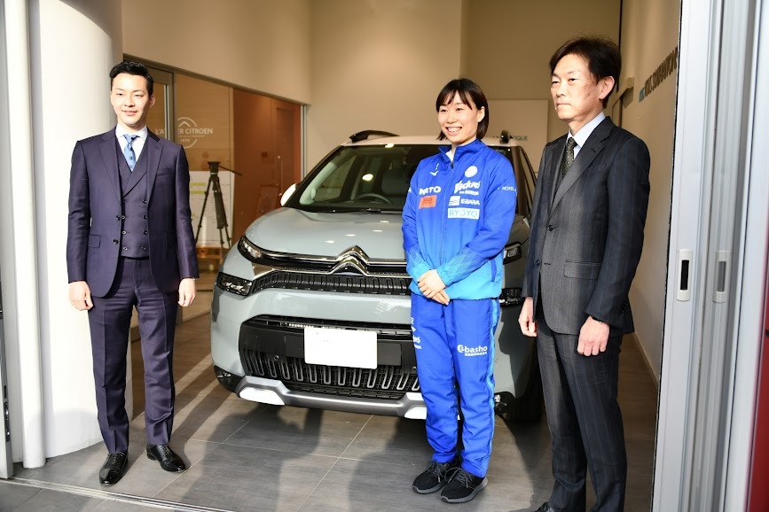 女子バスケットボール・本橋菜子選手へご納車🏀