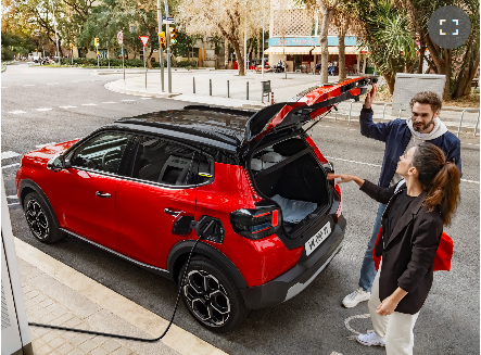 魅力あふれる新型C3に電気自動車、「CITROЁN　ё-C3」が仲間入りしました！